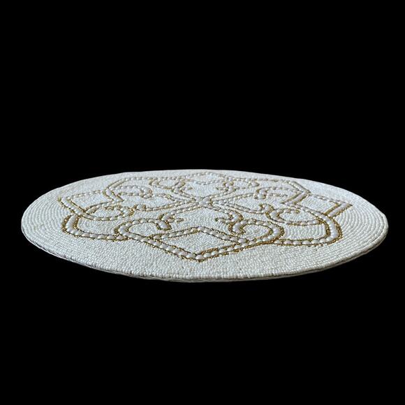 TIRAMISU Handmade Beaded 15in Round Placemat Charger Glam White & Gold NEW - Picture 4 of 16